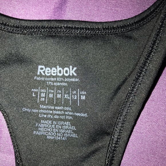 black reebok sports bra - size medium - Picture 4 of 4
